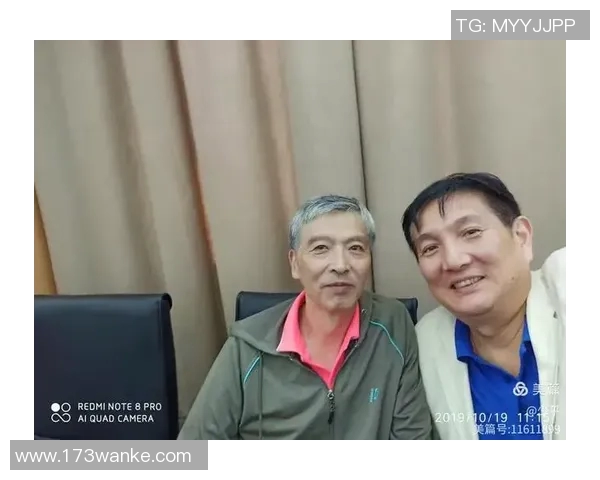 南京足球队的崛起之路:邀请赛中的奋斗与荣耀解析 南京足球队的崛起之路:邀请赛中的奋斗与荣耀解析