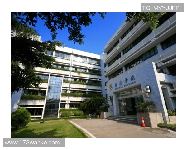 深圳网球队实力分析与表现评估的全面研究与探讨 深圳网球队实力分析与表现评估的全面研究与探讨